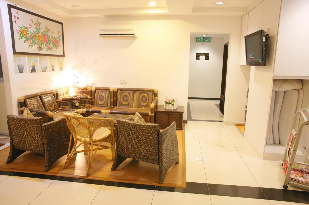 N K Hotel Муар Экстерьер фото