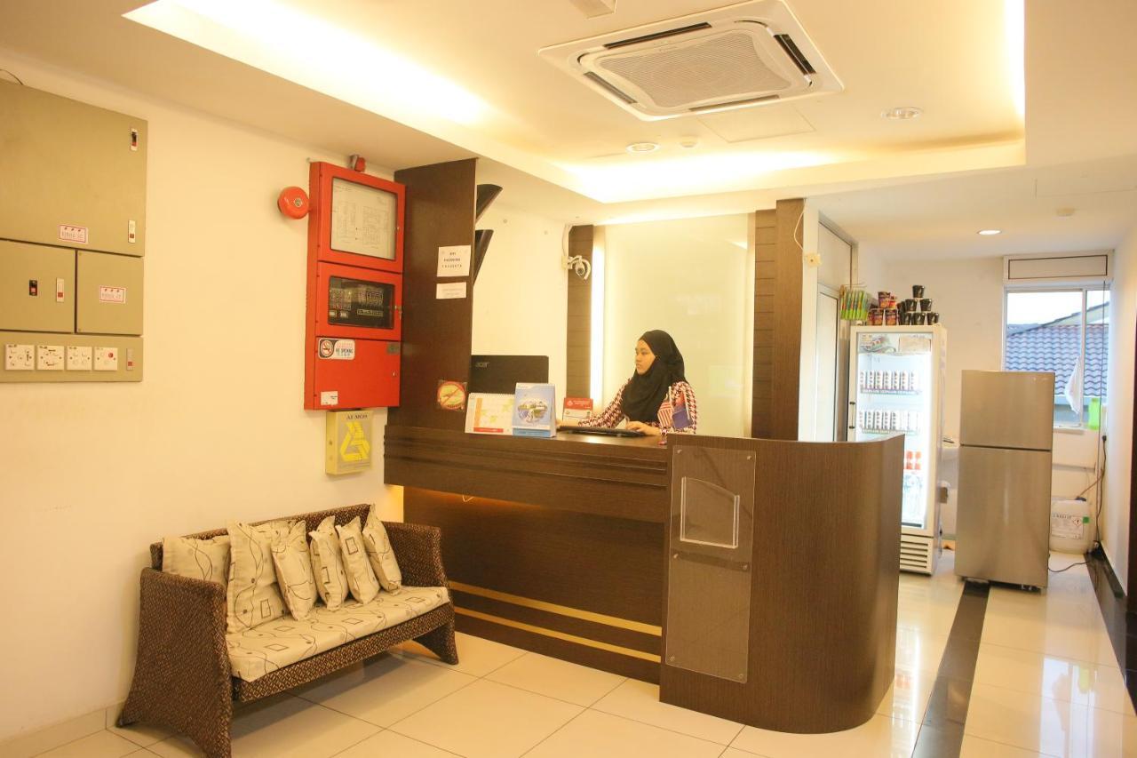 N K Hotel Муар Экстерьер фото