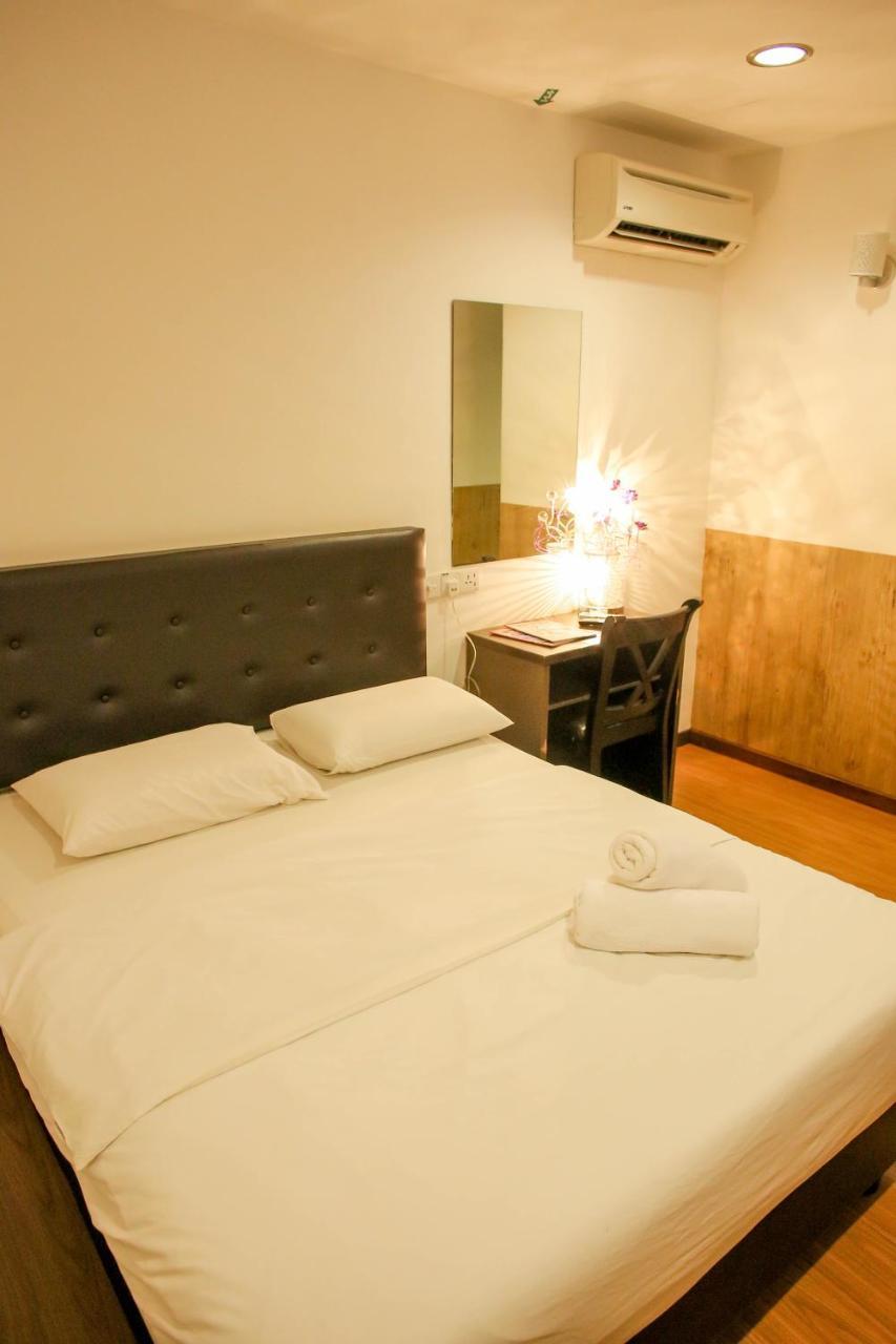 N K Hotel Муар Экстерьер фото